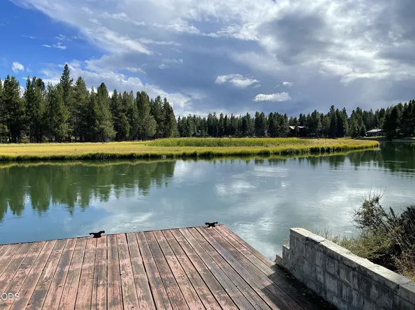 56550 Eclipse Dr, Bend, OR 97707