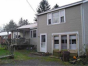 2nd image of 929 Bennett Rd
