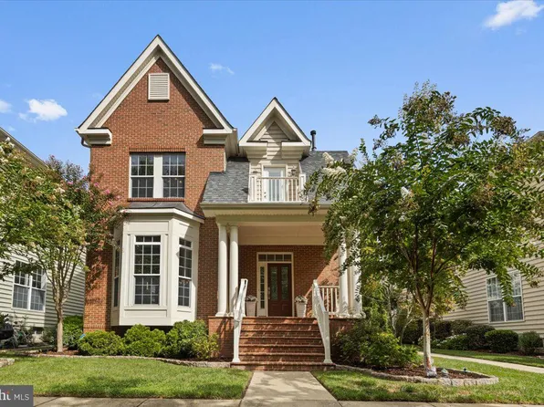 5931 Embry Spring Ln, Alexandria, VA 22315