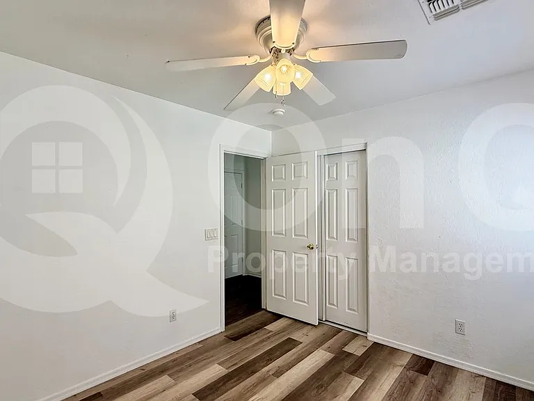 11738 W Flanagan St — Photo 13
