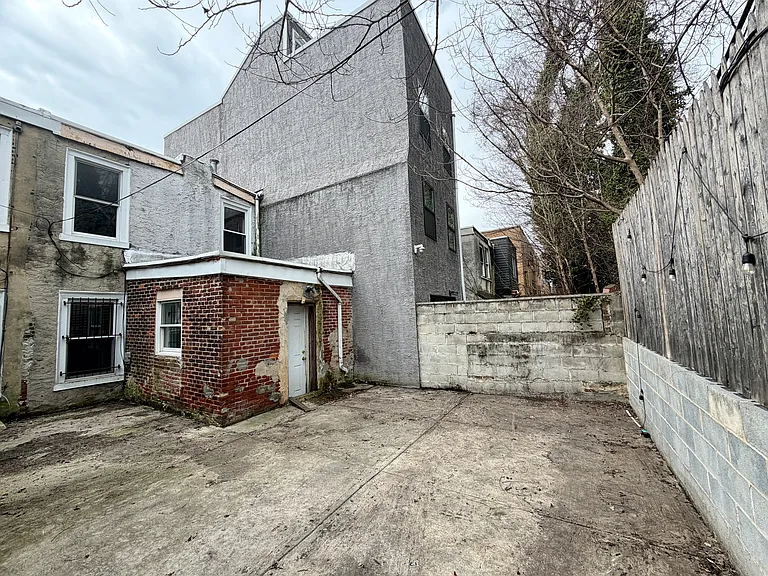 3201 Pearl St — Photo 14
