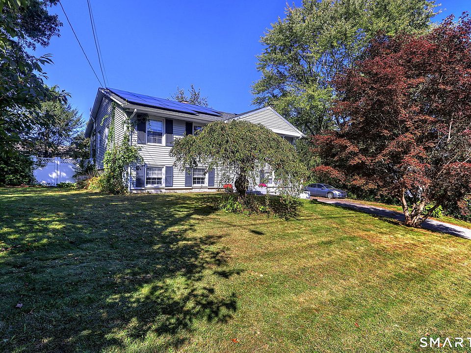 1st image of 7 Glenridge Drive