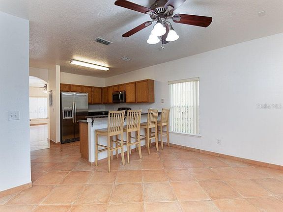 5th image of 112 Wilton Cir