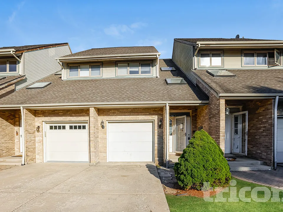 11059 Catherine Dr