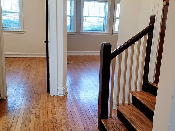 5th image of 4891 N Hermitage Ave #A