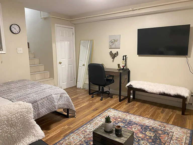 234 Albemarle St — Photo 10