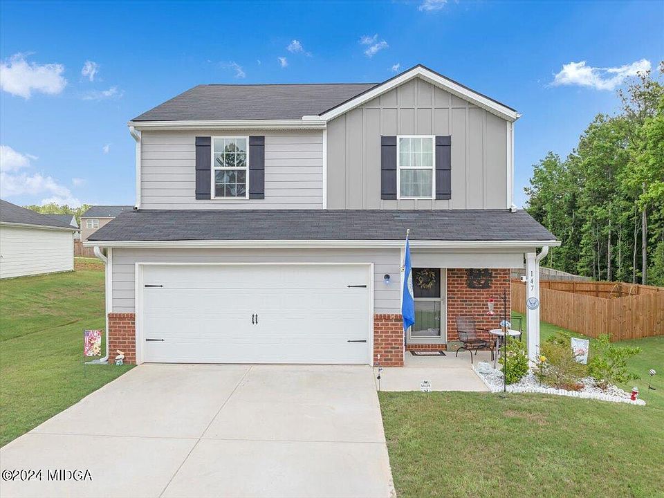 1st image of 147 Dogwood Ln