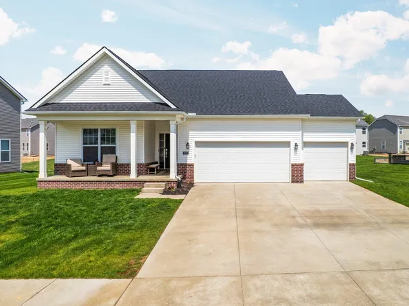 2771 Silo Dr, Saline, MI 48176