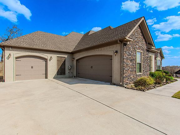 2nd image of 9800 Oak Heights Dr