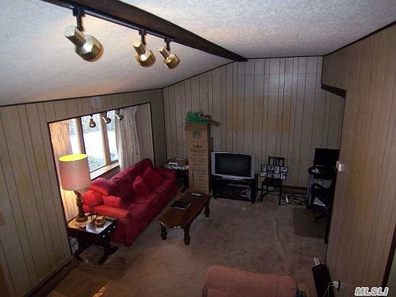5th image of 188 W 23rd St