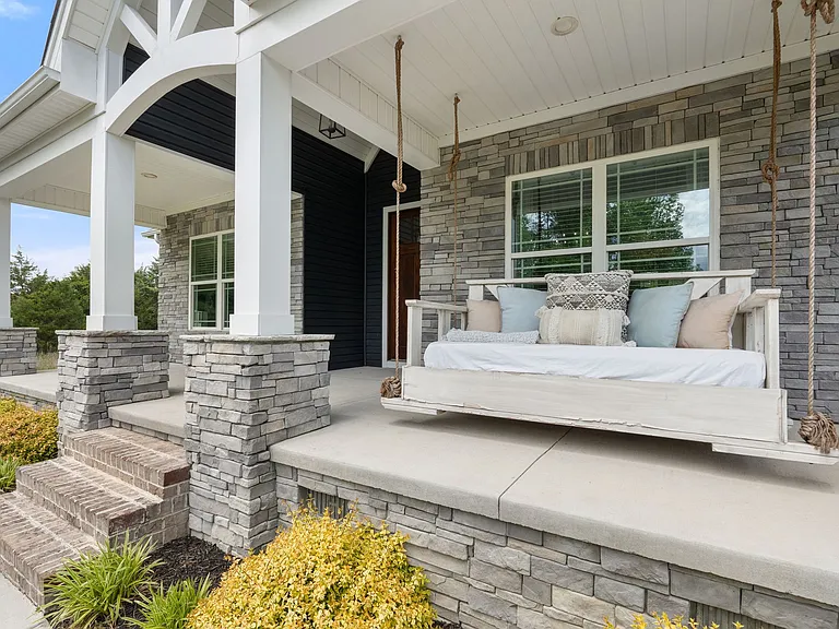 4700 Bisbee Dr — Photo 8