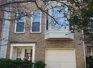 3653 Bracknell Dr, Woodbridge, VA 22192