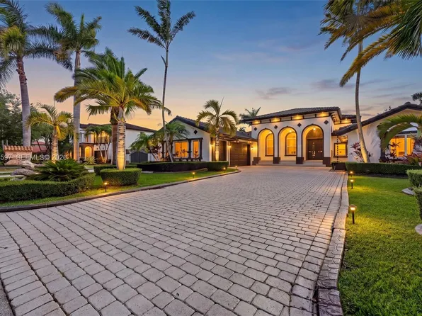 19533 SW 130th Ave, Miami, FL 33177