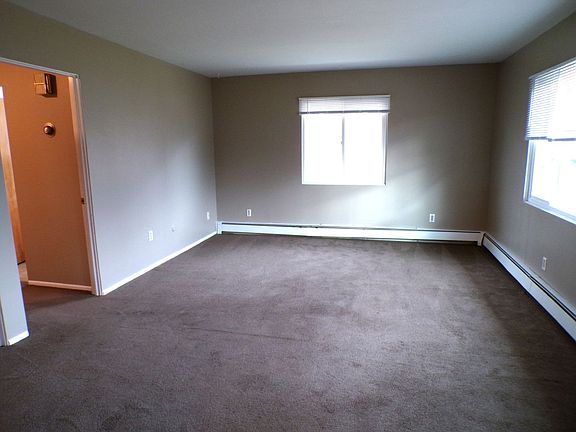 3rd image of 1000 N Davis St #1002