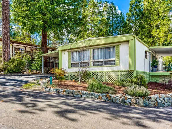 958 Pampas Dr, Grass Valley, CA 95945