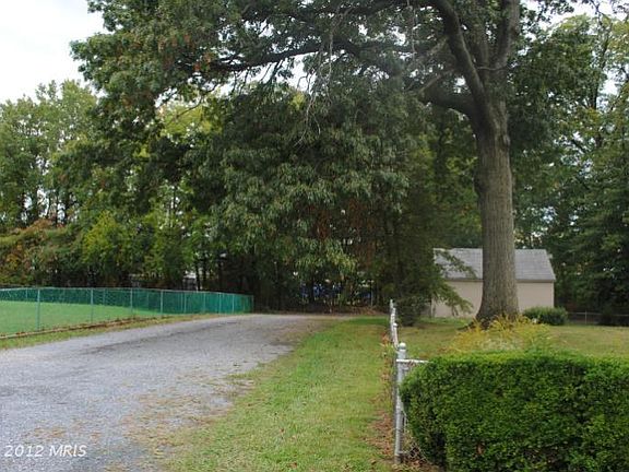 3rd image of 7520 Baltimore Annapolis Blvd