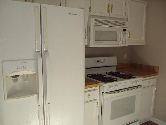 2nd image of 7014 Kemp Rd