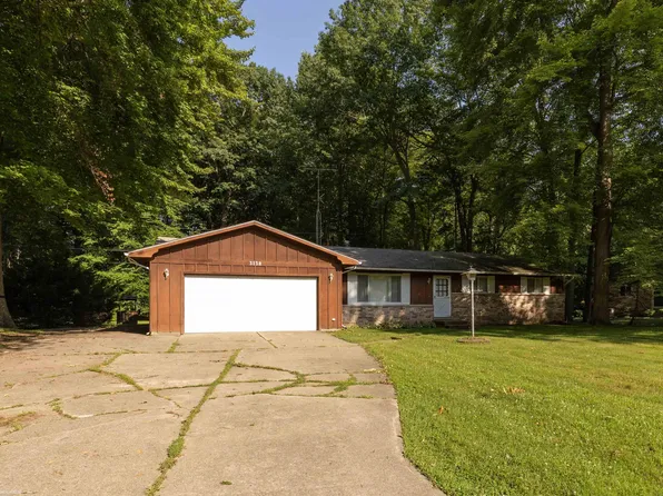 3138 Negaunee Trl, North Street, MI 48049