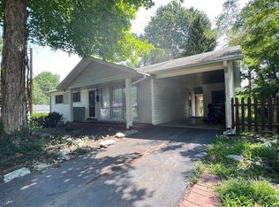 7208 Brebouef Ln, Hazelwood, MO