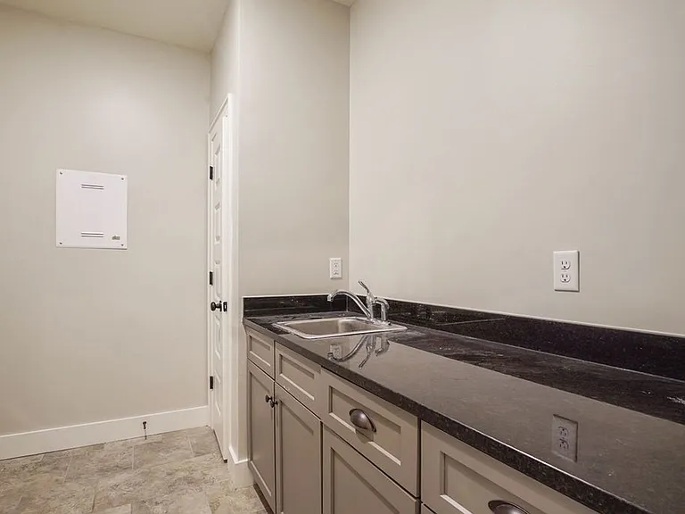 4790 McGill Ct — Photo 20
