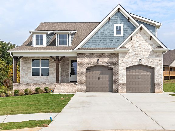 3rd image of 226 Arthur Ct NW