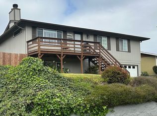 777 Evergreen Loop, Reedsport, OR 97467