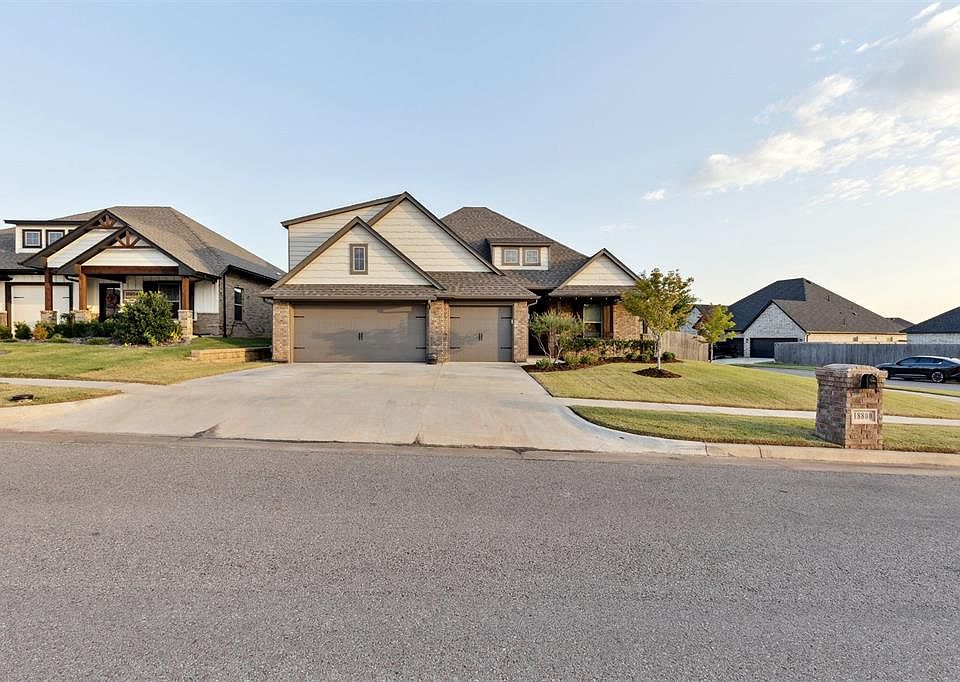 1st image of 18800 Autumn Grove Dr