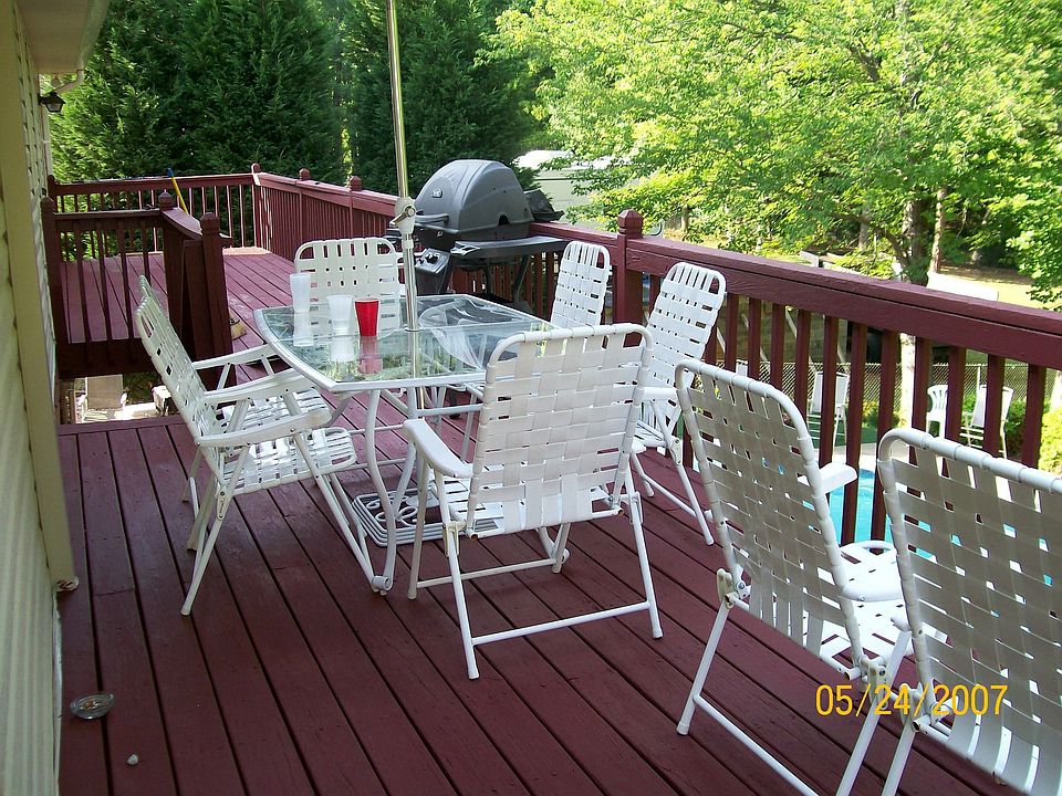 2nd image of 4338 Conrad Dr