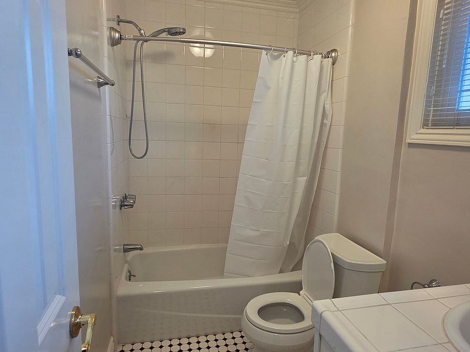1st image of 200 N Huntington Dr #E