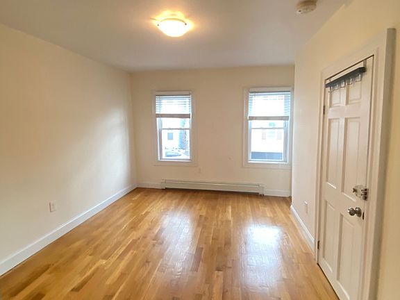 2nd image of 33 Harding St #1