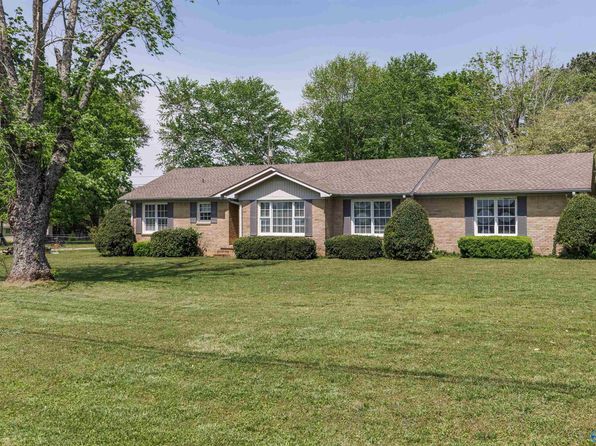 1507 Joe Quick Rd, New Market, AL 35761