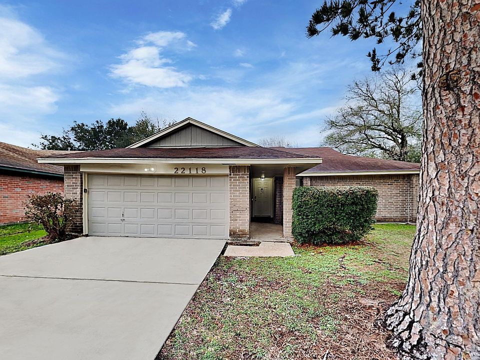 1st image of 22118 Manor Estates Dr