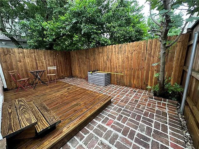 727 Dufossat St — Photo 12