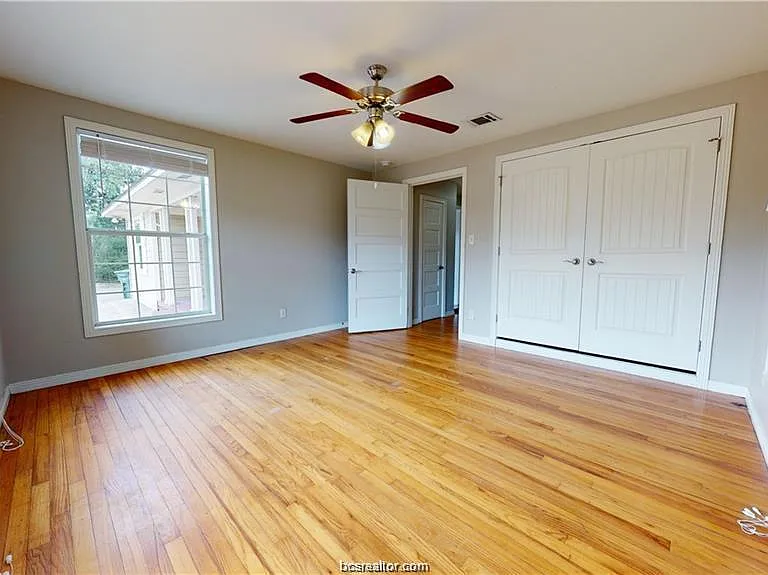4309 Old College Rd — Photo 9