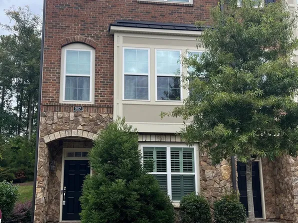 807 Bankston Woods Way, Raleigh, NC 27609