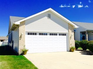 880 Beauchamp Ave, Manteno, IL 60950