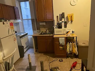 Rented by K & O Realty Associates Inc.