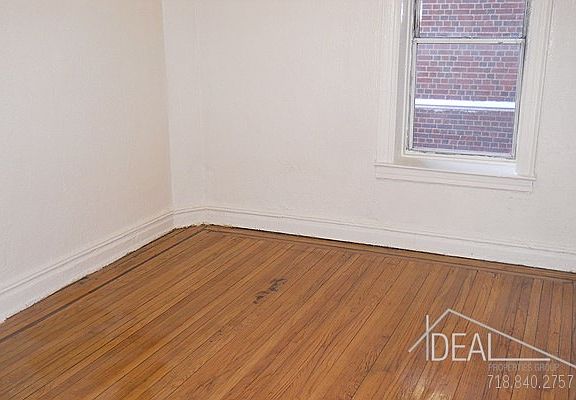 4th image of 146 Fenimore St APT B4