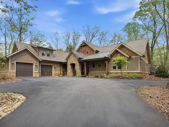 83 Summit Dr W, Jasper, GA 30143