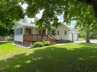 505 Norway Dr E, Annandale, MN 55302