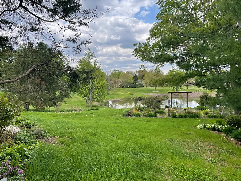1023 Lexington Dr — Photo 19