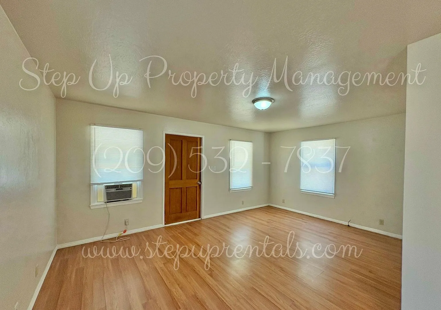 Cozy 3-Bedroom Home with Backyard Patio & Convenient Hwy 108 Access — Photo 3