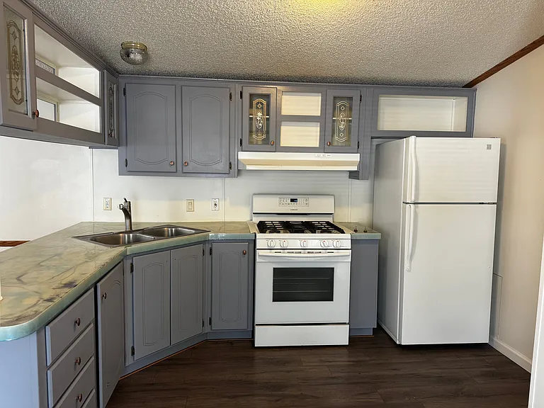 260 S Land Ave #27 — Photo 2