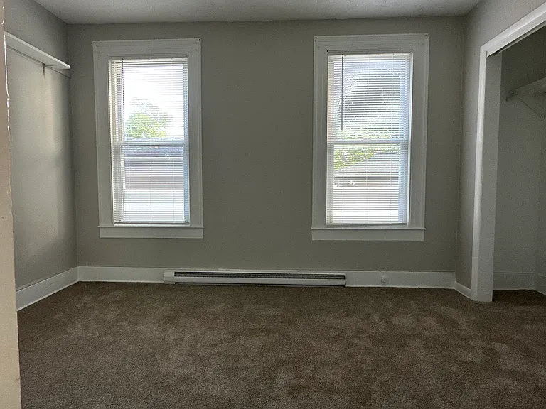 207 N State St #1 — Photo 1