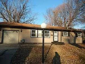 1218 Paula Dr photo 1