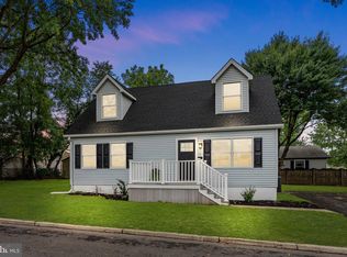 601 Main Ave, Croydon, PA 19021