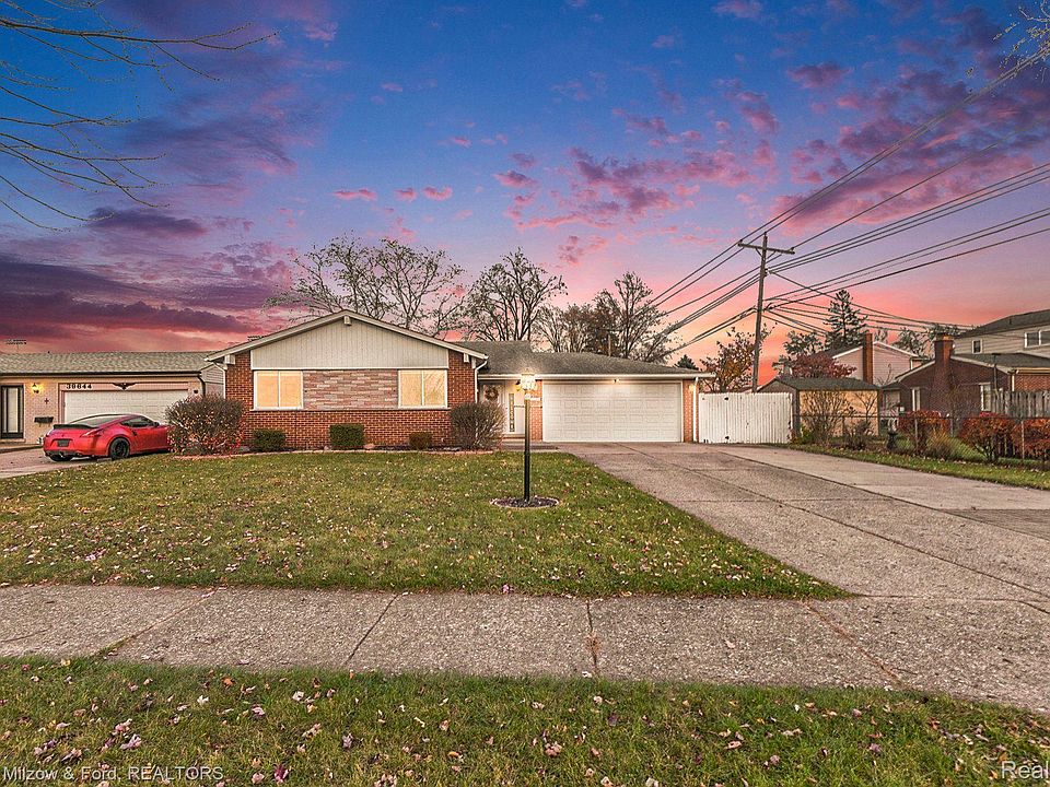 1st image of 39632 Karola Dr
