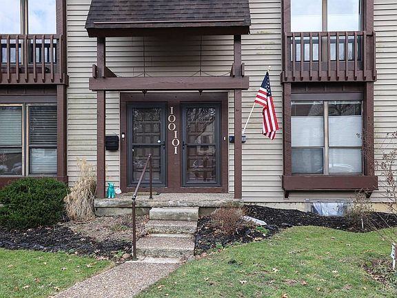 2nd image of 101 Saint Andrews Dr Unit 4