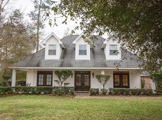 1342 Woodway Blvd, Sour Lake, TX 77659