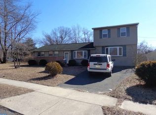 726 Bentley Rd, Lindenwold, NJ 08021